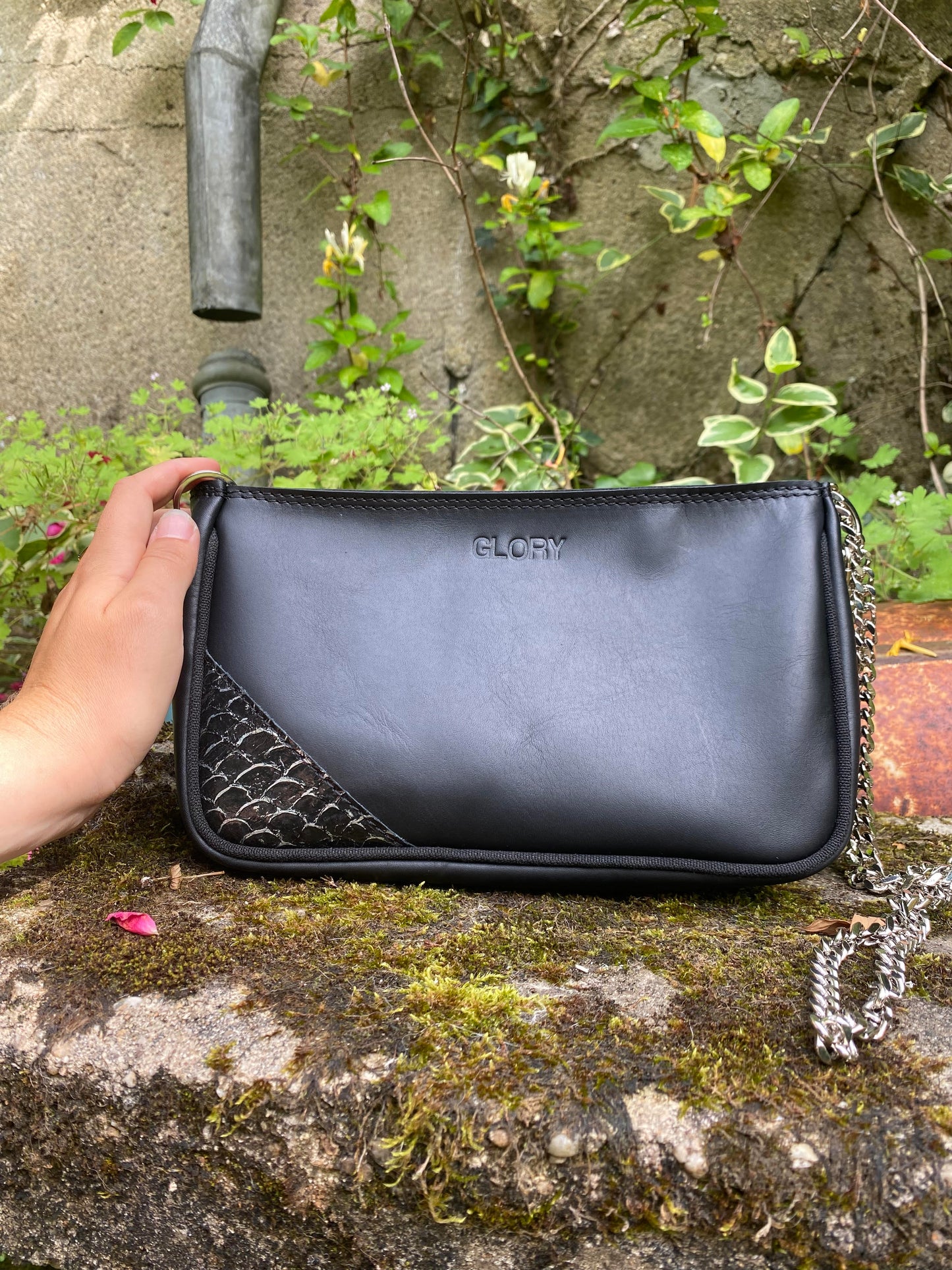 Pochette à bandoulière