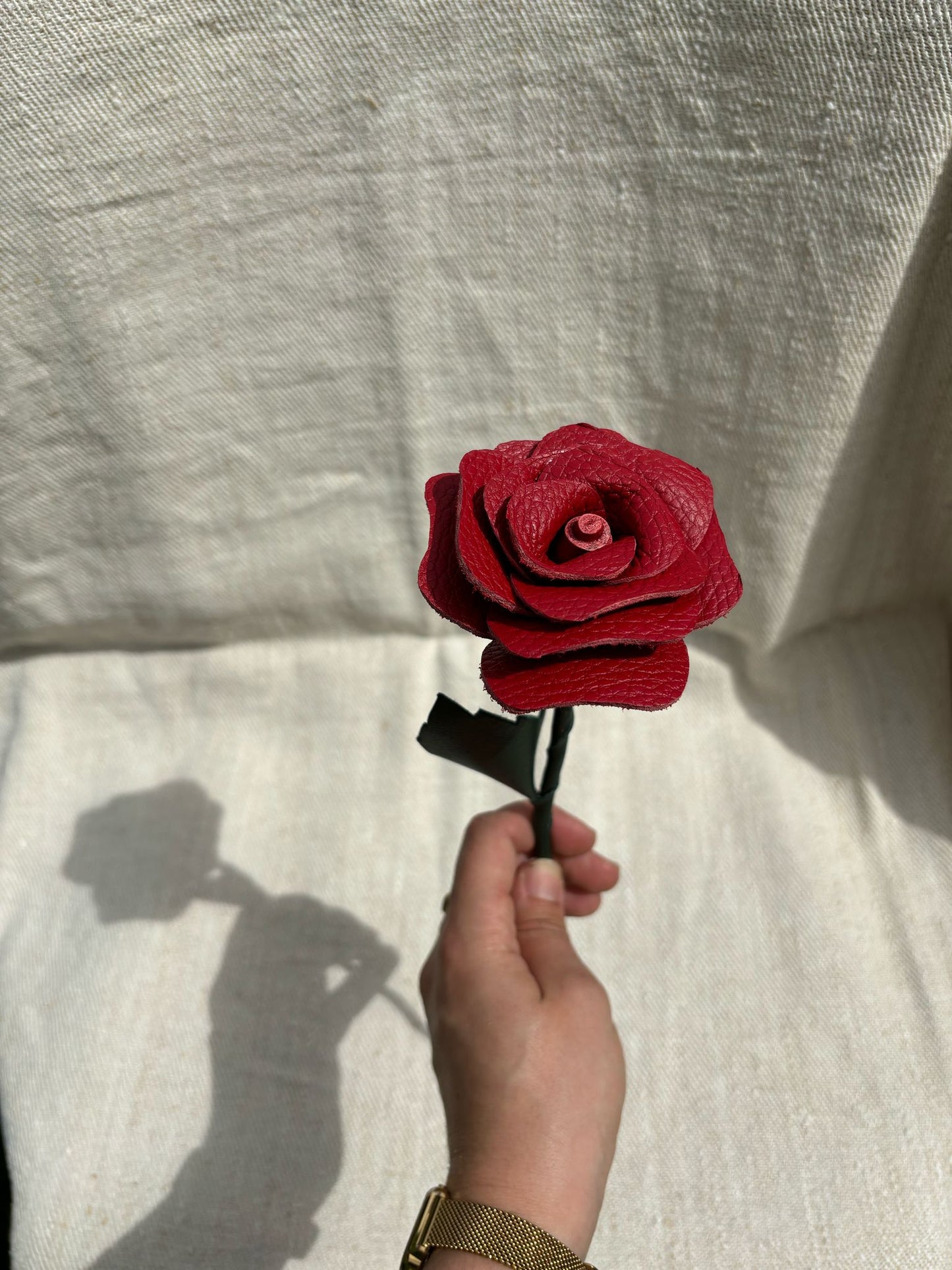 Fleurs en cuir