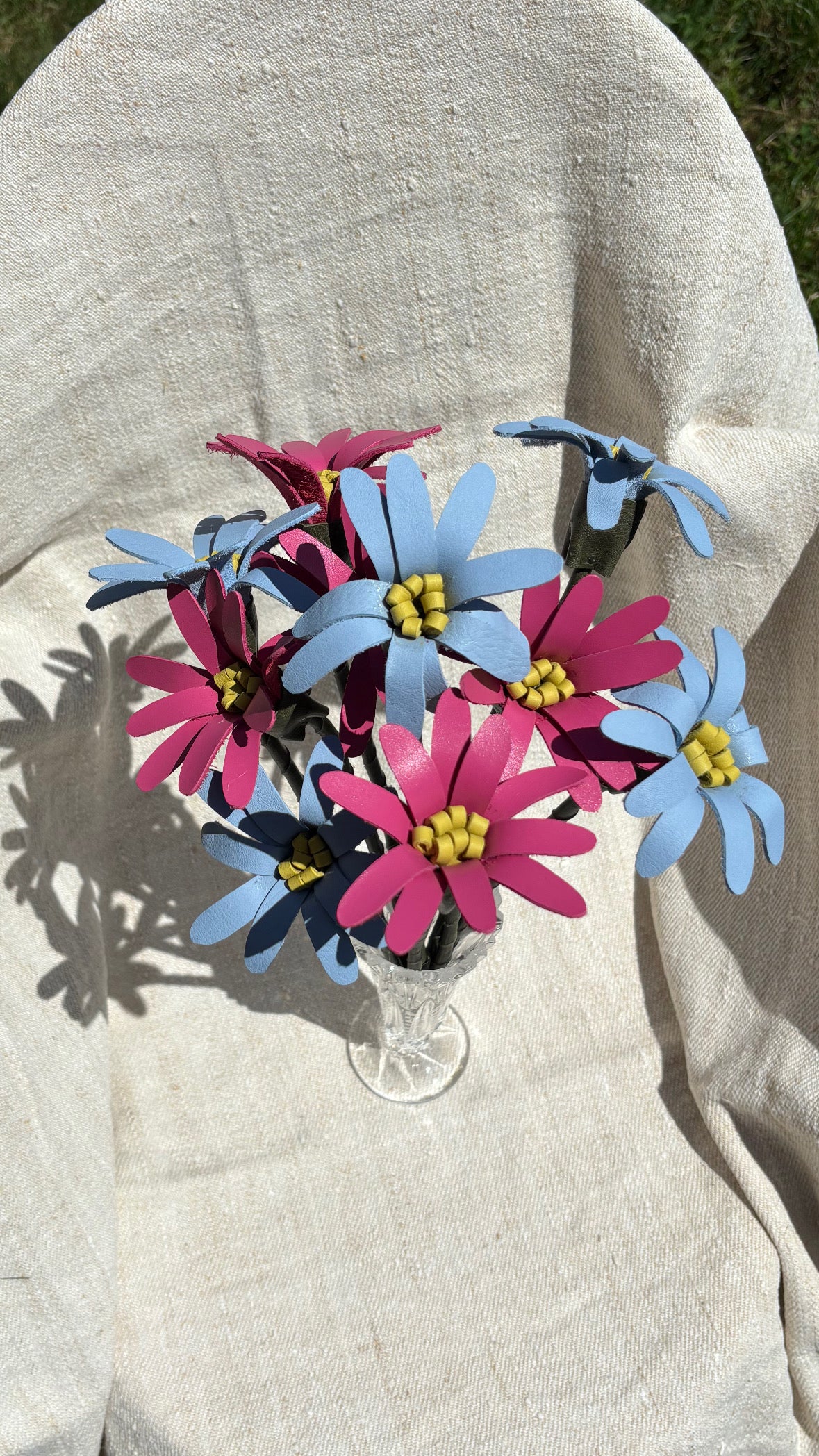 Fleurs en cuir
