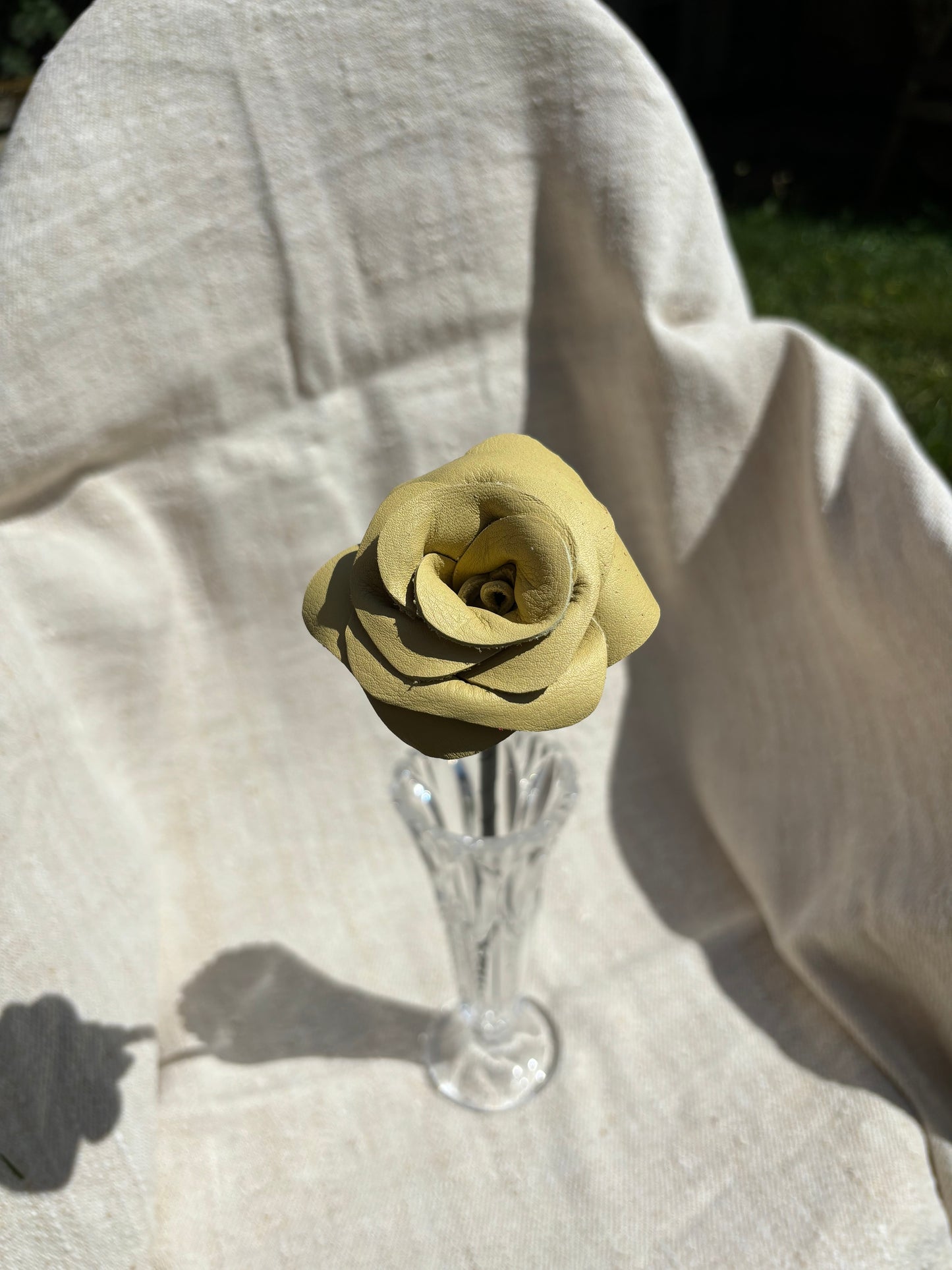 Fleurs en cuir