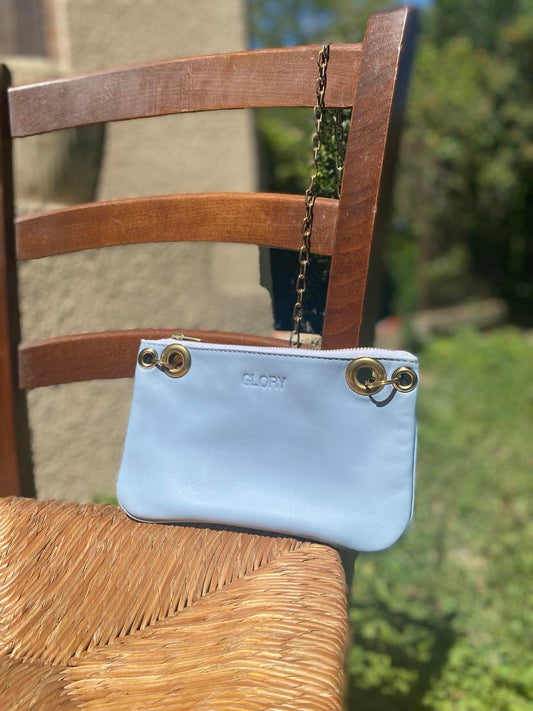 Pochette unique à bandoulière bleue pastel